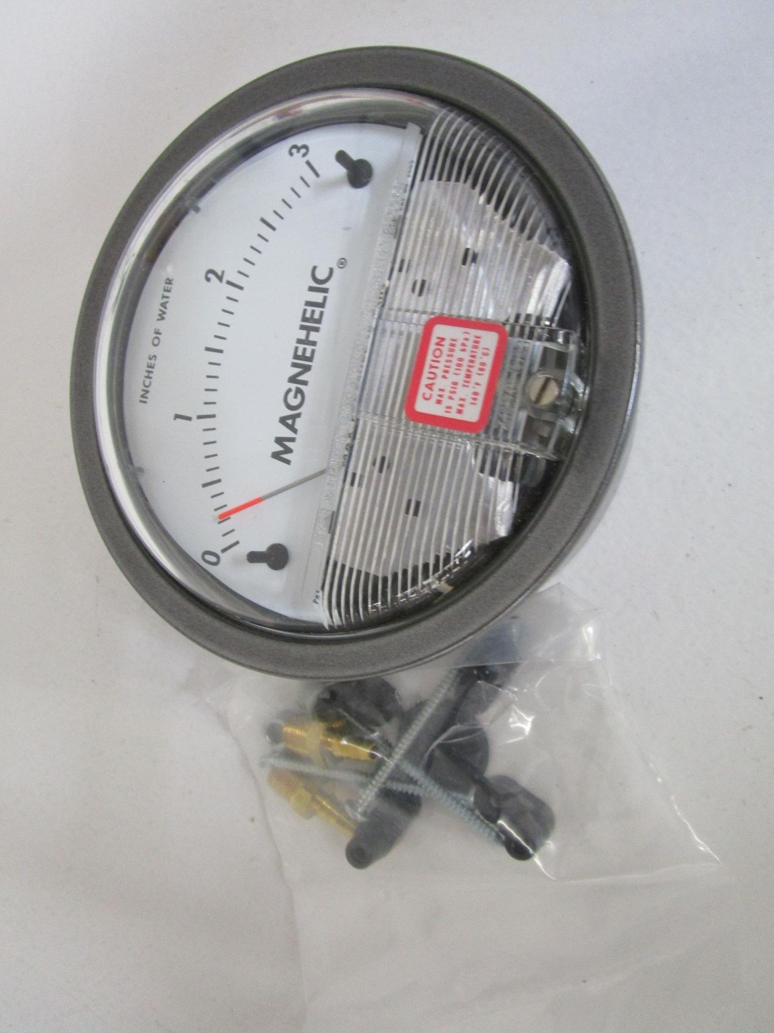 Dwyer® Magnehelic® Differential Pressure Gage, 2003,: 0-3